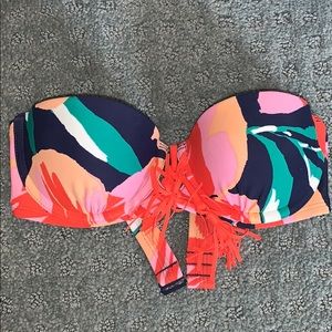 Strapless underwire bikini top